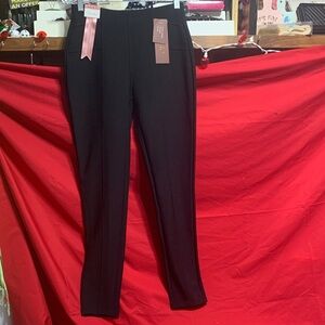 Size s/m indero NWT Elegant Black scuba Women's leggings